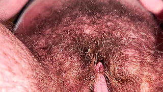 Pregnant pussy ready to be sucked
