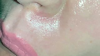 Fabulous blowjob from a green-eyed beauty