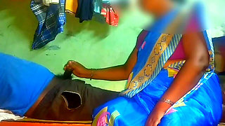 Indian Housewife Aunty Blowjop