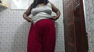 Desi Girl Bath Time - Homemade Village Teen Solo HD