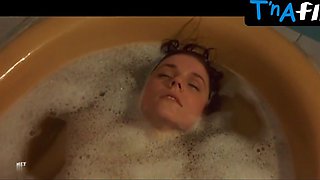 Marina Zudina Bootie, Titties Episode in Mute Observe