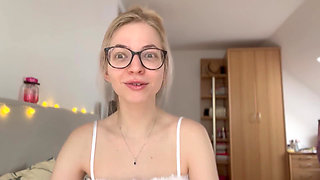 Femdom 2.0 - All You Need to Know About Female Dominance
