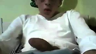 Big-Cock Twink Amateur Masturbating on Webcam