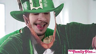 Stepbrother scene with outstanding Braylin Bailey and Apollo Banks from My Family Pies