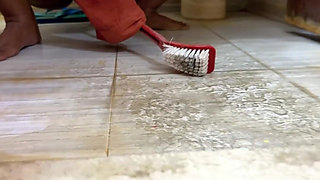 Big Boobs BBW Hot Collage Girl Anippe Toilet Brash Sex in Hostel Bathroom & Pee Unlimited