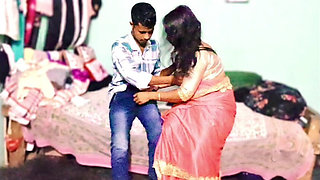 Indian Desi Bhabhi Pink Shari