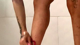 Solo jerking till cumming on mirror