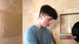 Curvy Latina stepmom Queen Rogue fucks stepson Ethan Seeks hard in the shower