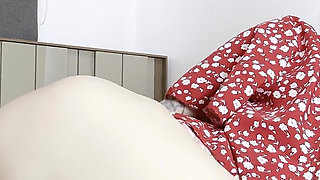 Hard Morning Fuck with Huge Toy