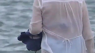 Video1-3 - Latina Stepmom Shows off and Masturbates on the Beach