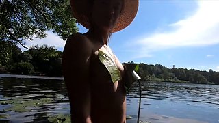 Exhibitionist Blonde Walks on Moscow River Nudist Beach