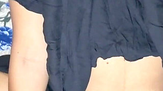 Desi Couple’s Raw Homemade Fuck Hairy Pussy Licking, Doggy & Deep Missionary