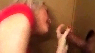 Hot MILF Gloryhole