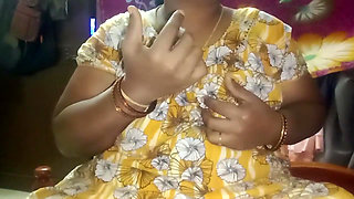 Indian National Woman Masturbates in Solitude When Her Tamil Husband Is Not at Home