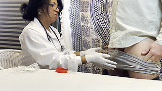 Nurse Helps Get Sperm Sample, She Loves It!