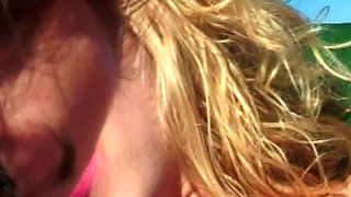 College Gest&auml;ndnisse: Hei&szlig;e Outdoor-Abenteuer