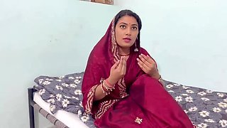 Hotty_ragini gets anal and blowjob from husband's brother in desi married teen sex