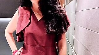 Indian desi milf housewife full nude selfie strip show