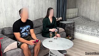 I seduced my friend into an intimate photo, she couldn’t