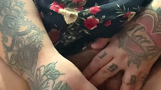 Huge dildo & phat pussy