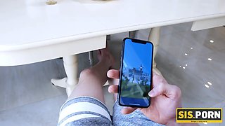 Sis.porn. girl fools around with stepbrother