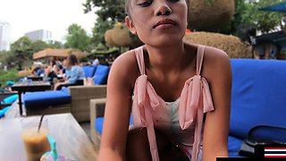 Thai Euro couple public fun and home sex