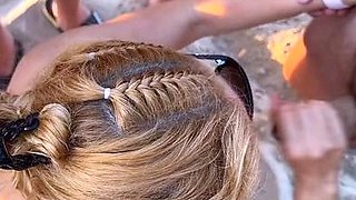 Elisa Dreams - Bukkake et sexe a la plage
