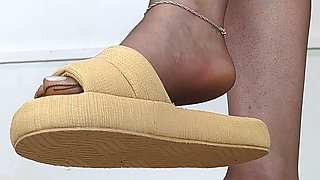 Shoeplay, Dangling & Walking in Home Slippers and Pantyhose (shoe Collection) - Dame Olga