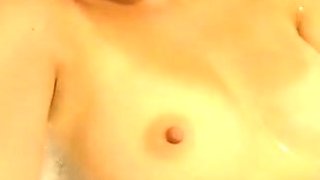 Very hot amateur thai teen girl toying her pussy on cam