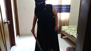 Indian Hot Maid Fucked by the Owner While Sweeping House - Huge Ass Cum
