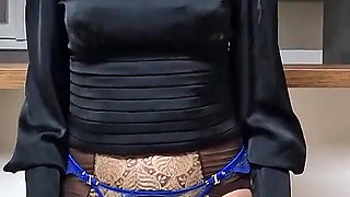 Wanilianna Invades Italy