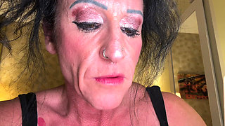 Gulp Thanksgiving: Goddess Kandy Feasts & Swallow You Down Her Throat
