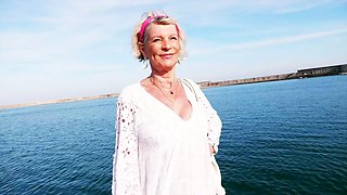 Eva's farewell tour, 70 years old! - Jacquie et Michel TV