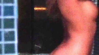 Rachelle Summers Bathroom Behind the Scenes Video