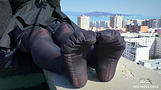 Sky-high Sole Seduction: Teasing Toes From Sheer to Black on the Rooftop
