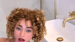 Lela Sohna Slurps Cock And Gives Titjob For Facial Onlyfans