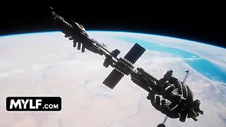 Samantha reigns and maya woulfe casting to join a billionaire in space