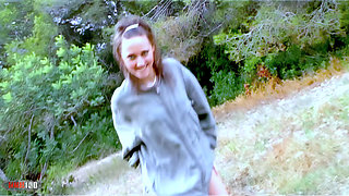 Moana Mendez: Sexy Hot Teen in the Forest Spreading Her Pussy