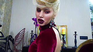 enslaved by  lipstick  kisses
