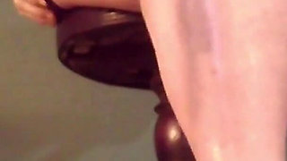 Higheels and Leg Crossings 2