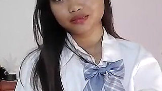 Cute Abby Before Live