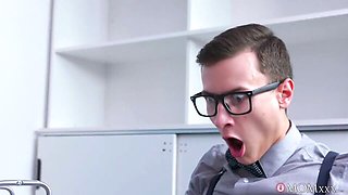 Pretty Angel Wicky and Charlie Dean - blonde smut - Mom XXX