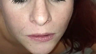 Jade En Lingerie Dans La Salle De Bain Me Suce Et Termine Le Visage Plein De Sperme