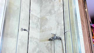 Amateur redhead Jacqueline with glasses masturbates