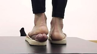 Goddess Elisa Inside My Flip Flops