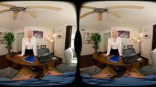 Intern Not Wearing Panties Seduces Boss