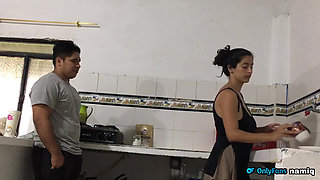 My Stepsister Prepared a Good Slap for Me with Her Good Pussy in the Kitchen