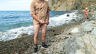 157 Beach Encounter: Sporty Stranger in Seamless Tights Gives BJ and Gets Fucked Hard