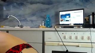 Hot Sexydea Playing on Live Webcam