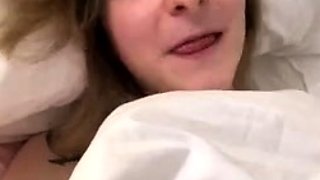 Aoife Bee Flashing Tits From The Bed